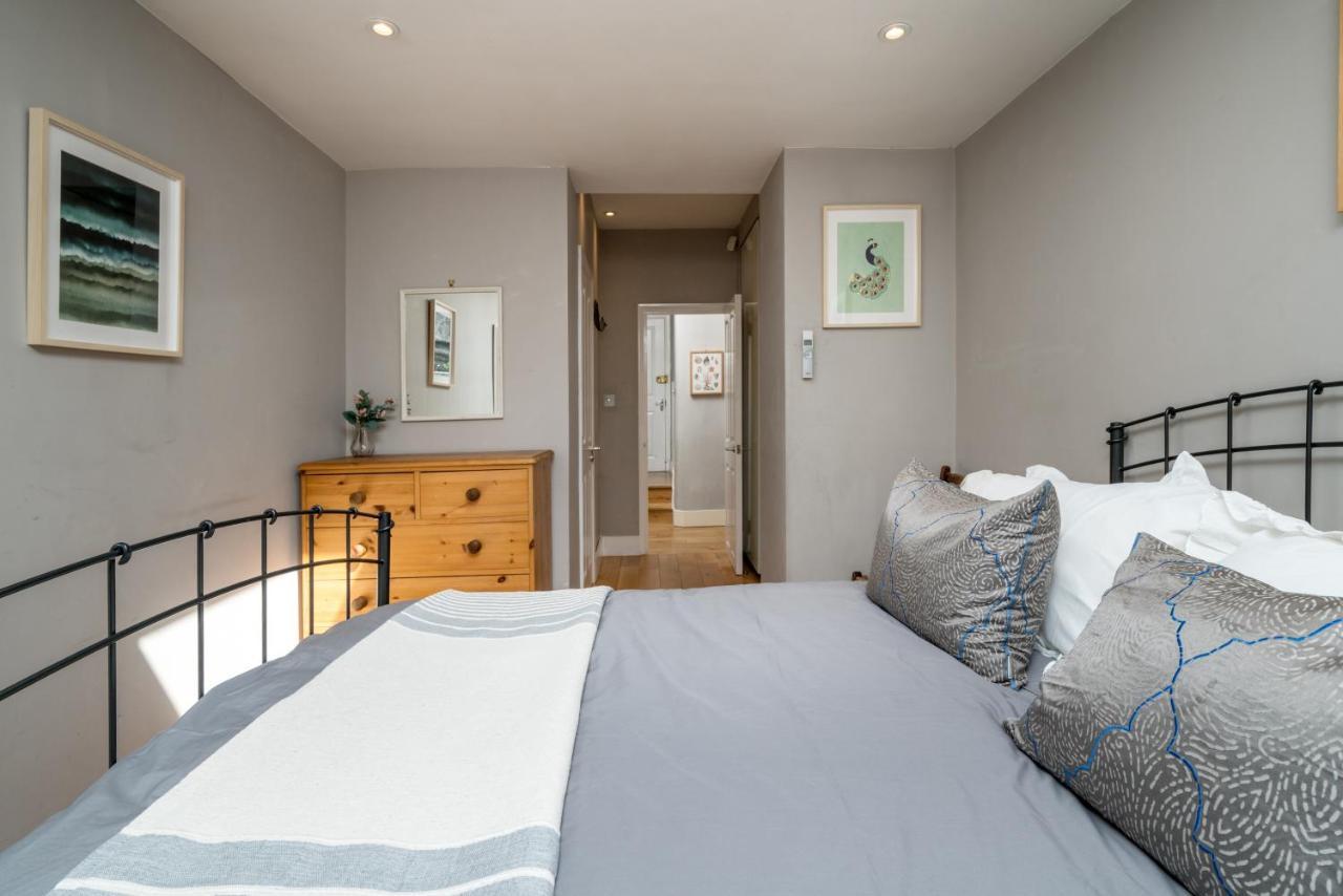런던 Gorgeous Flat With Garden In Battersea 아파트 외부 사진