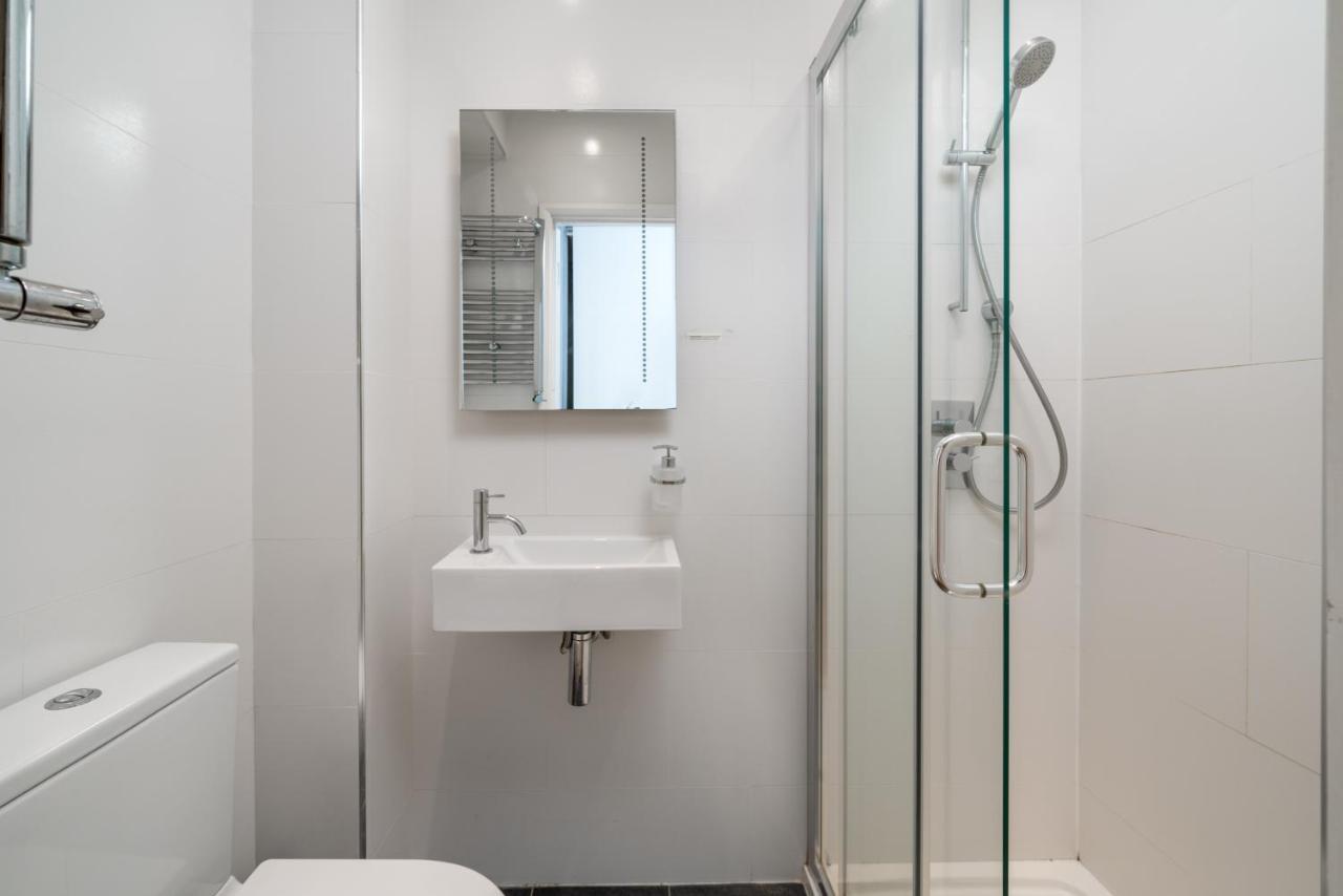 런던 Gorgeous Flat With Garden In Battersea 아파트 외부 사진