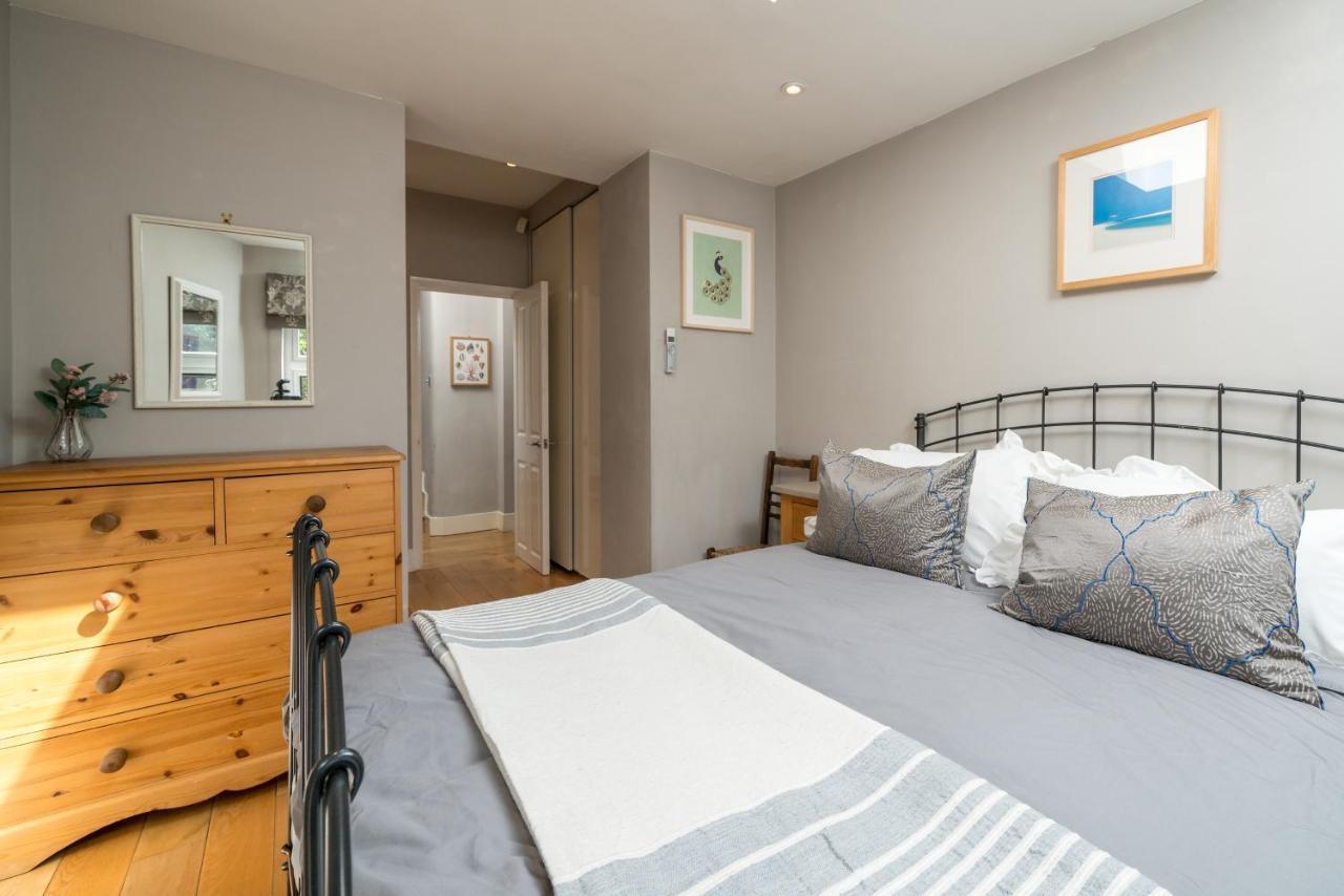런던 Gorgeous Flat With Garden In Battersea 아파트 외부 사진