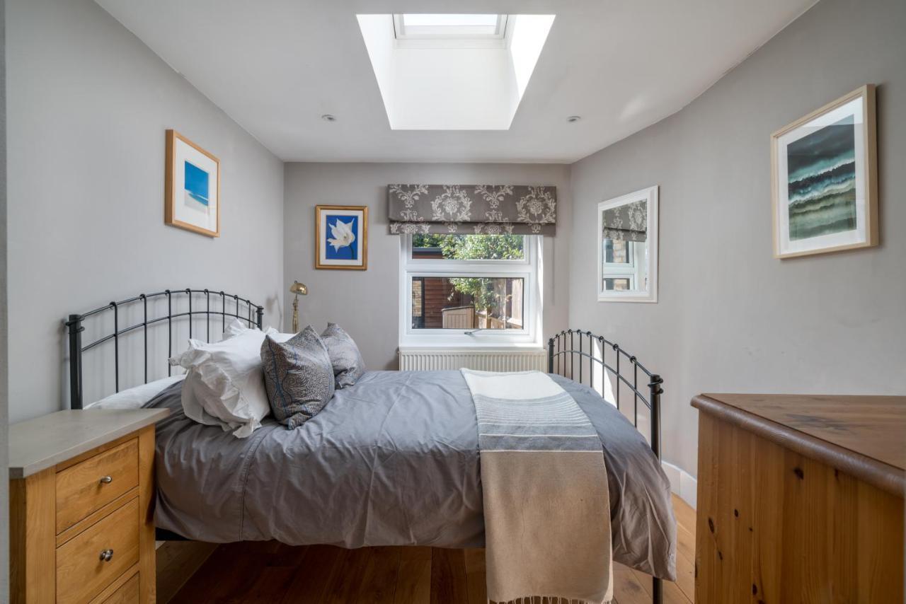런던 Gorgeous Flat With Garden In Battersea 아파트 외부 사진