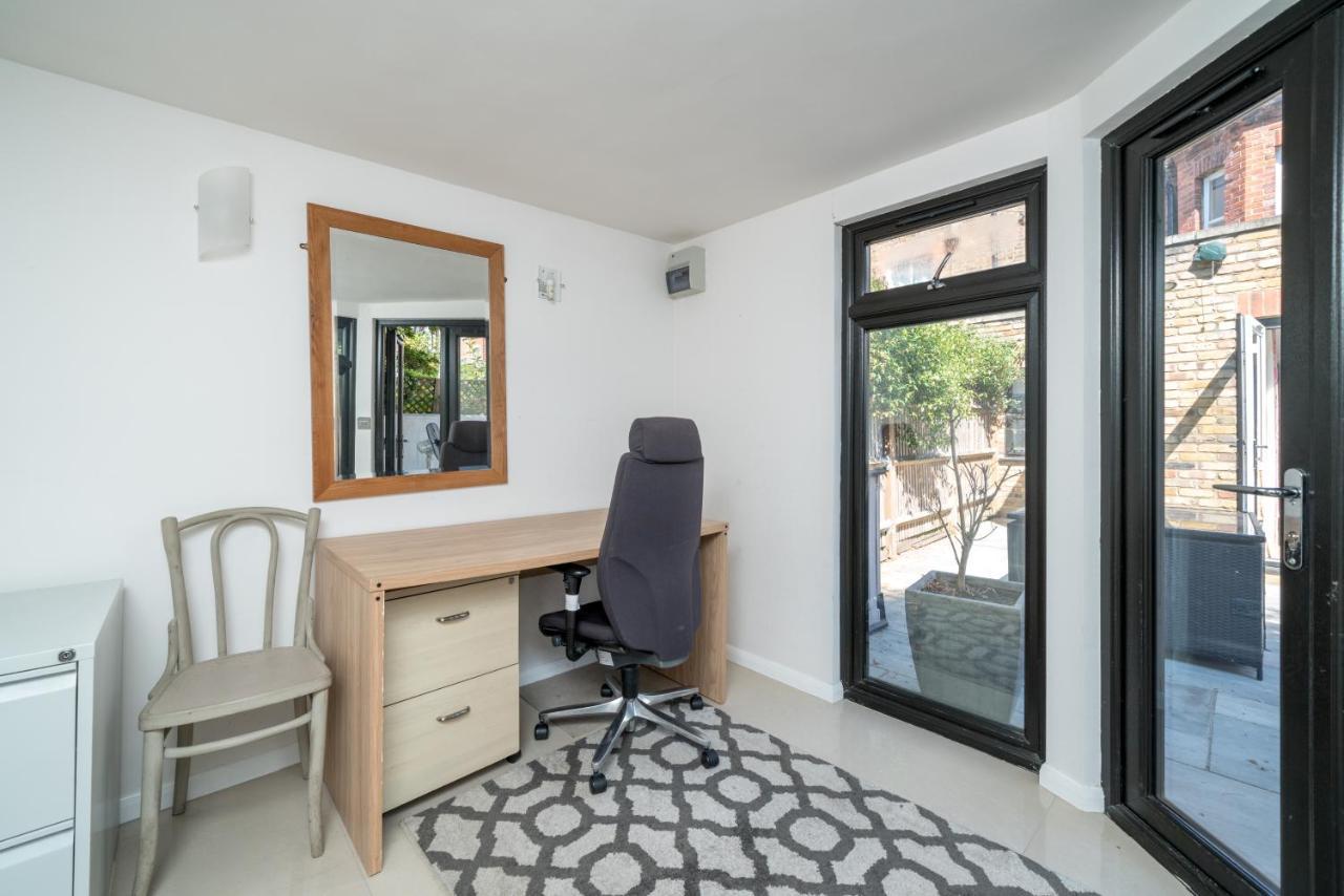 런던 Gorgeous Flat With Garden In Battersea 아파트 외부 사진
