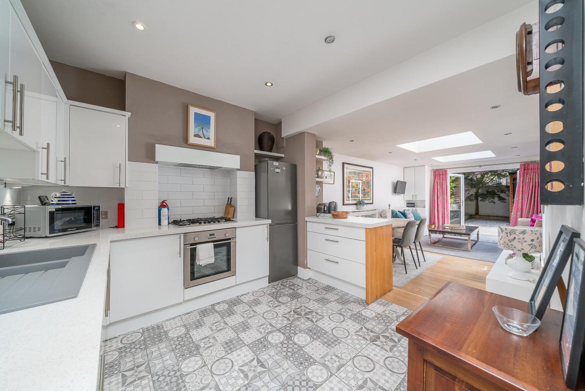 런던 Gorgeous Flat With Garden In Battersea 아파트 외부 사진